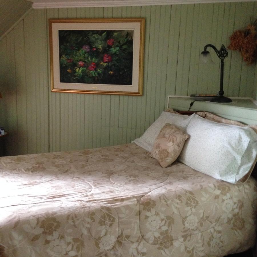 Auberge Les Blancs Moutons Saint-Laurent-de-l'ile d'Orleans Ngoại thất bức ảnh