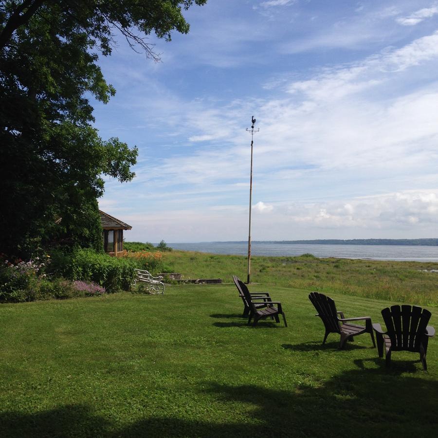 Auberge Les Blancs Moutons Saint-Laurent-de-l'ile d'Orleans Ngoại thất bức ảnh