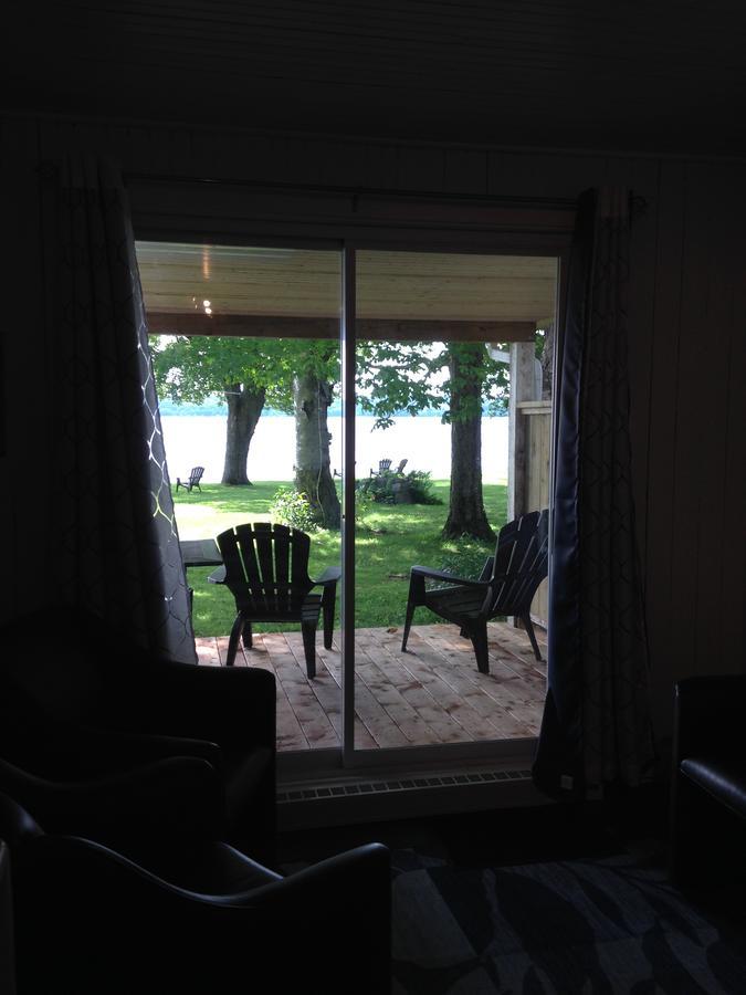 Auberge Les Blancs Moutons Saint-Laurent-de-l'ile d'Orleans Ngoại thất bức ảnh